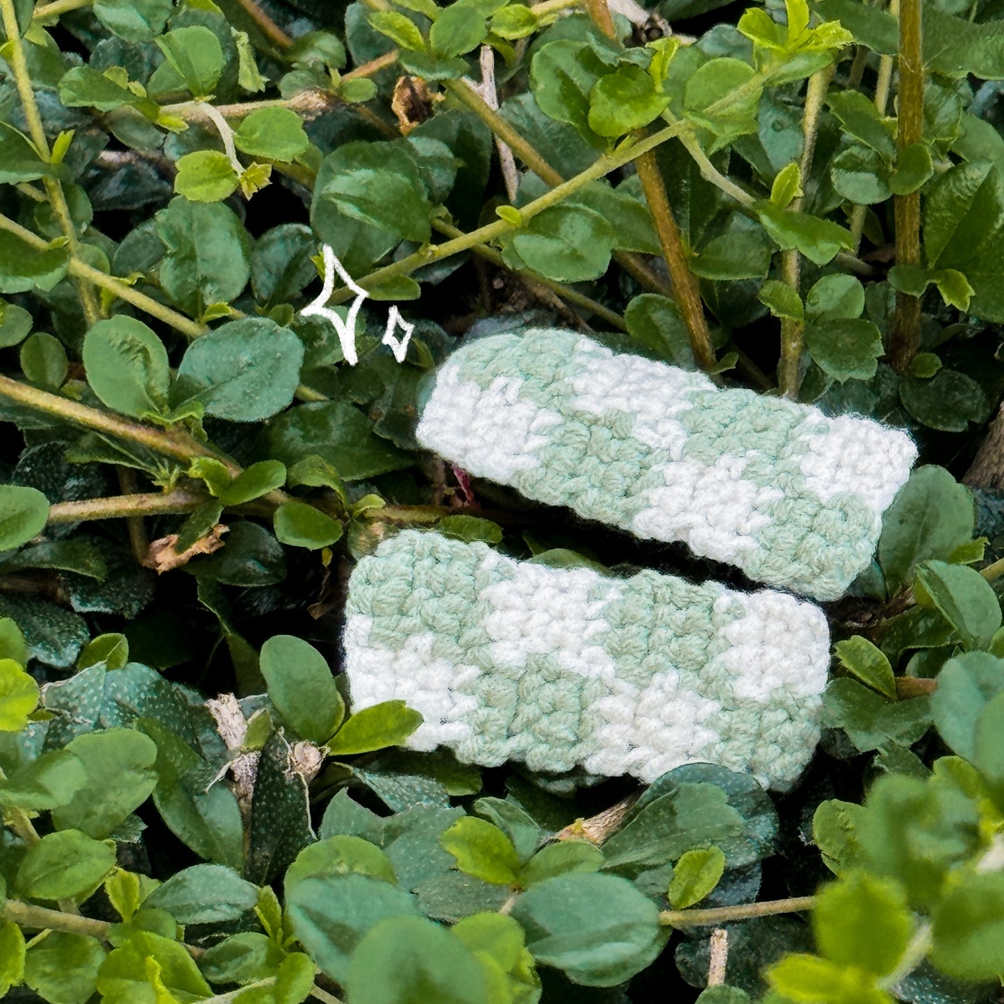 Playful Checkered Hair Clip (a pair)