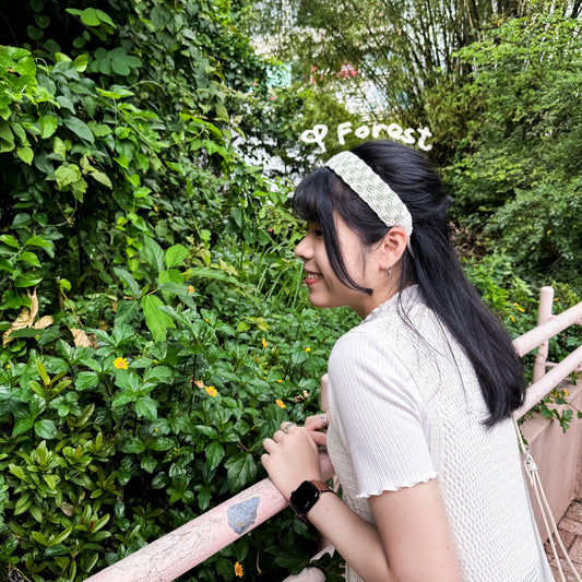 手工鈎織玩味格格髮帶上身圖-Forest
