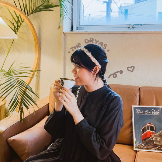 限量手工鈎織The Dryas森林髮帶-長綁帶-上身圖-Oat